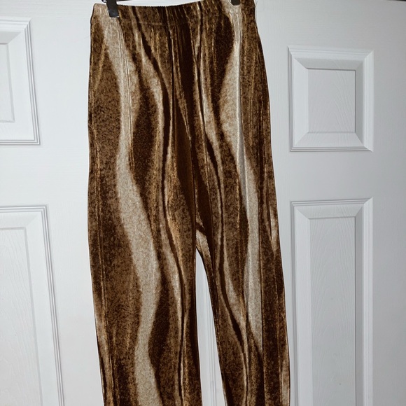 Source Unknown Plisse Pants - Picture 5 of 5